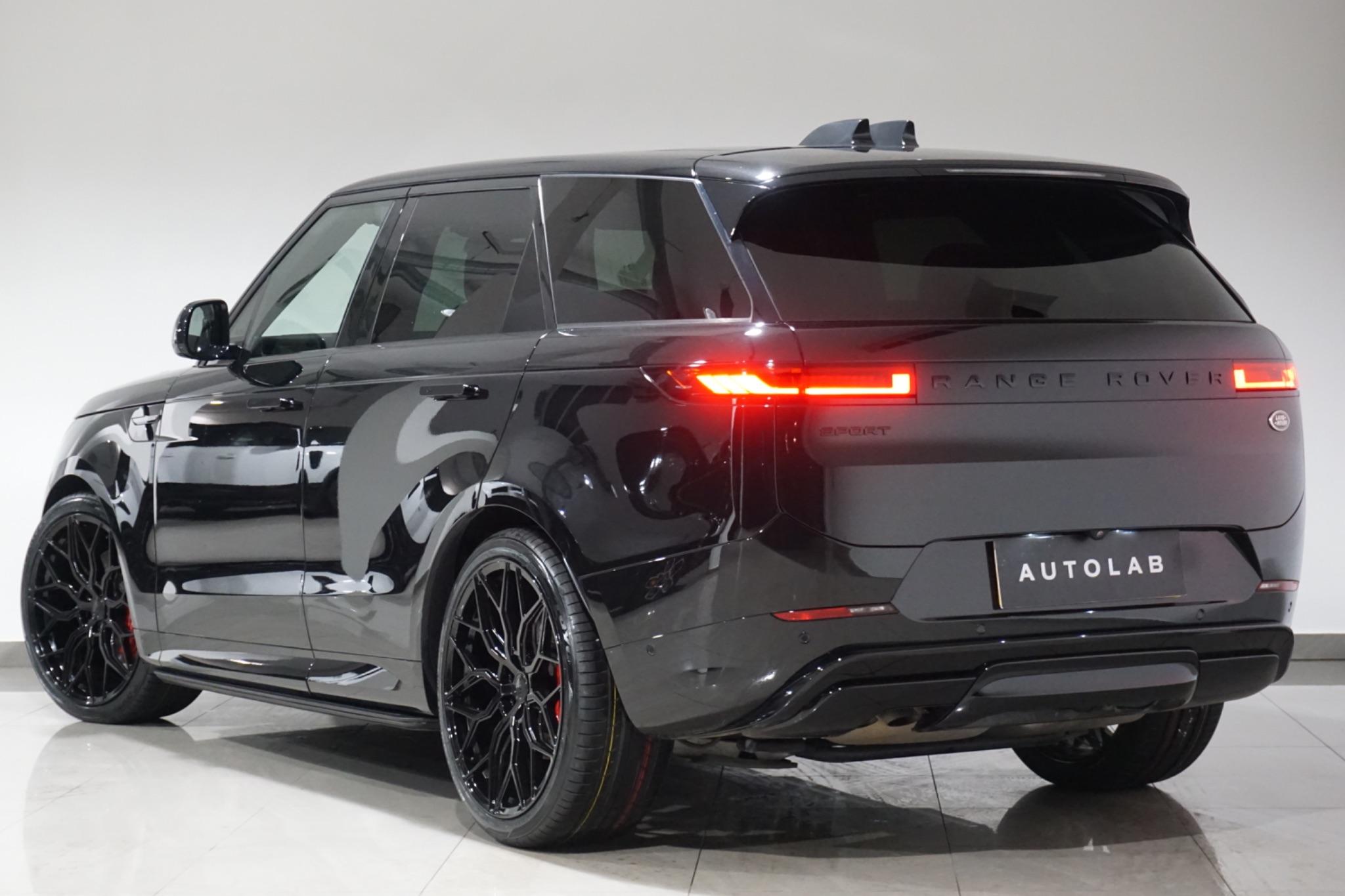 Land Rover Range Rover Sport 3.0 D300 MHEV Dynamic SE Auto 4WD Euro 6 (s/s) 5dr